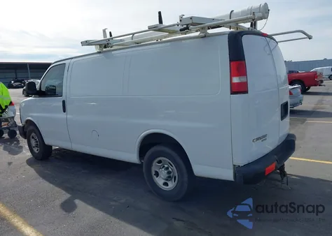 2015 Chevrolet Express 2500 Work Van из США, поврежденный, VIN 1GCWGFCF3F1286907